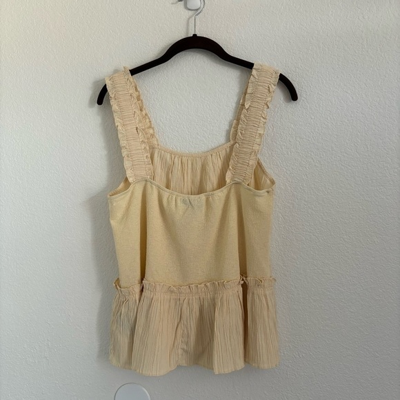 Current Air Women's Size Medium Cream Ruffled Peplum Tank Top - Picture 6 of 6